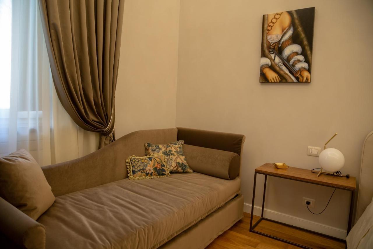 Dimora Storica Lo Svevo Hotel Йези Екстериор снимка