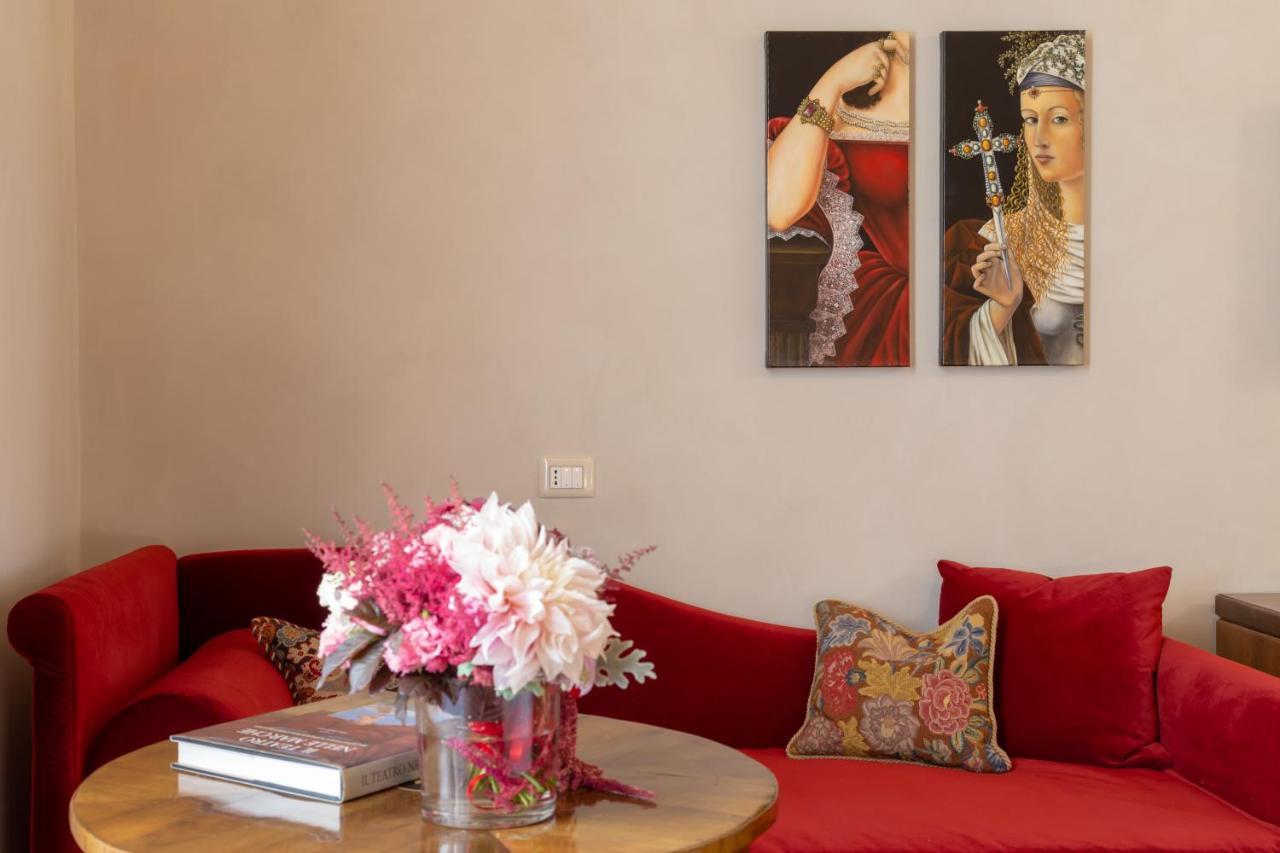 Dimora Storica Lo Svevo Hotel Йези Екстериор снимка