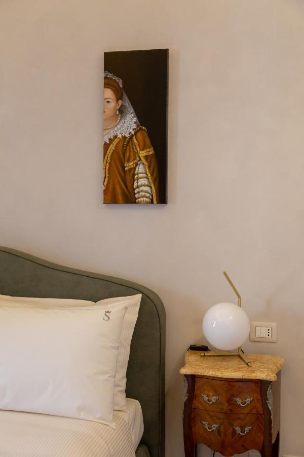 Dimora Storica Lo Svevo Hotel Йези Екстериор снимка